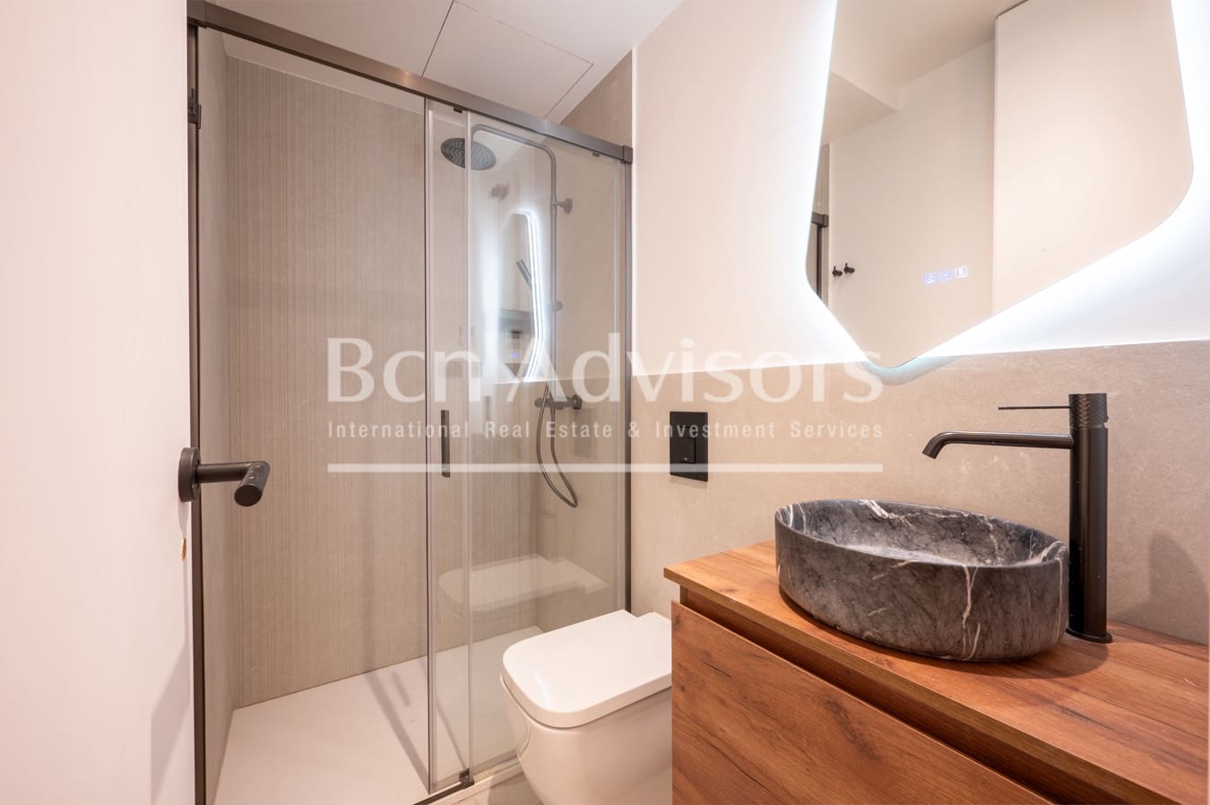 3 slaapkamer Appartement te koop in Barcelona stad met garage - € 995.000 (Ref: 9413858)