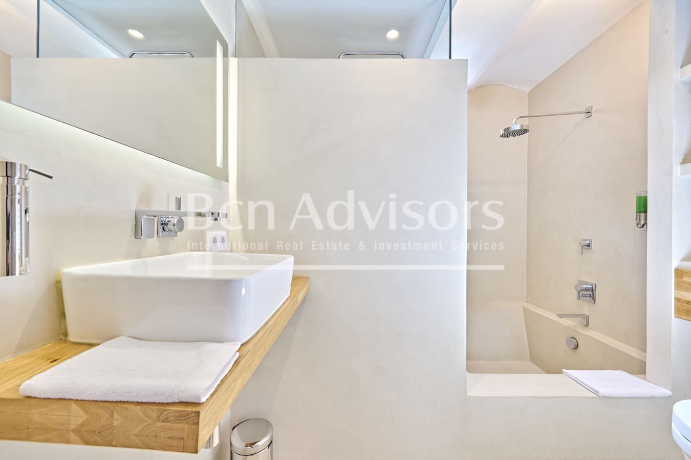 2 quarto Penthouse para venda em Barcelona cidade - 1 390 000 € (Ref: 9413859)