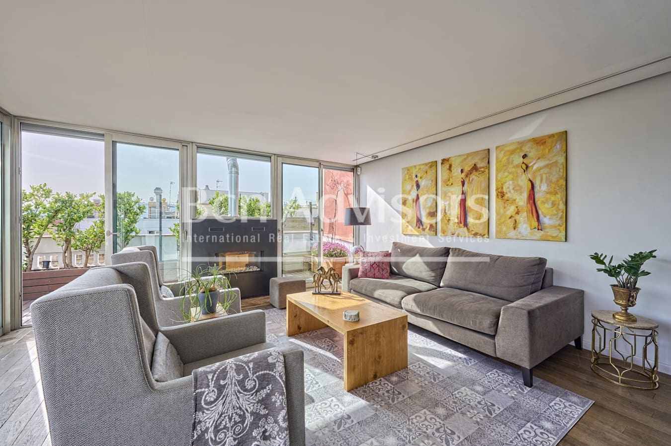 2 bedroom Penthouse for sale in Barcelona city - € 1,390,000 (Ref: 9413859)