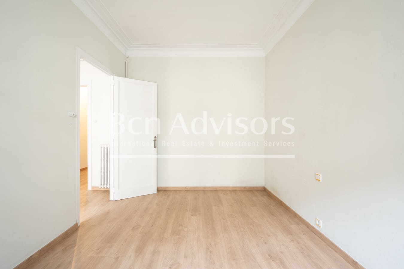 4 bedroom Apartment for sale in Barcelona city - € 770,000 (Ref: 9415689)
