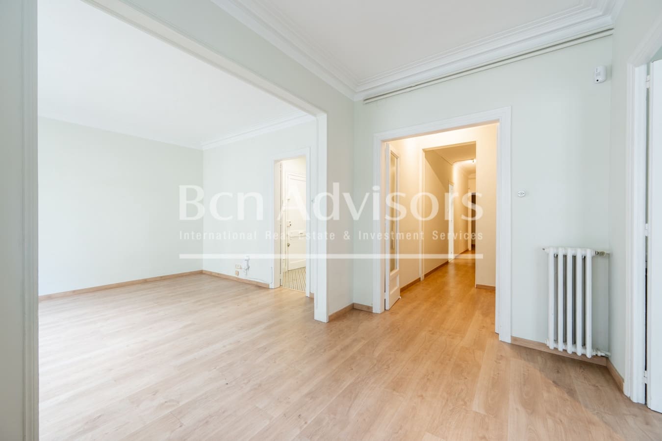 4 bedroom Apartment for sale in Barcelona city - € 770,000 (Ref: 9415689)