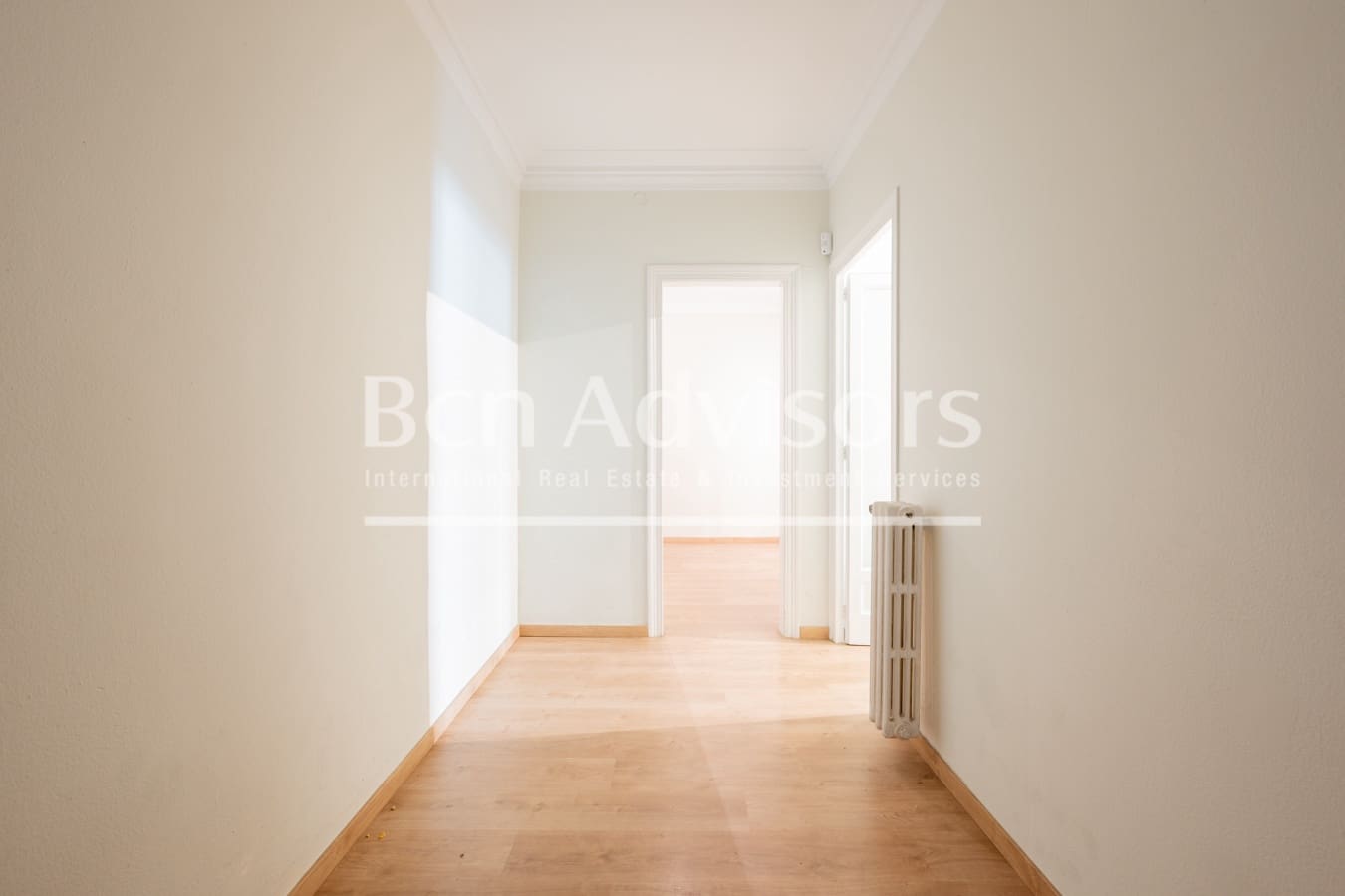 4 bedroom Apartment for sale in Barcelona city - € 770,000 (Ref: 9415689)