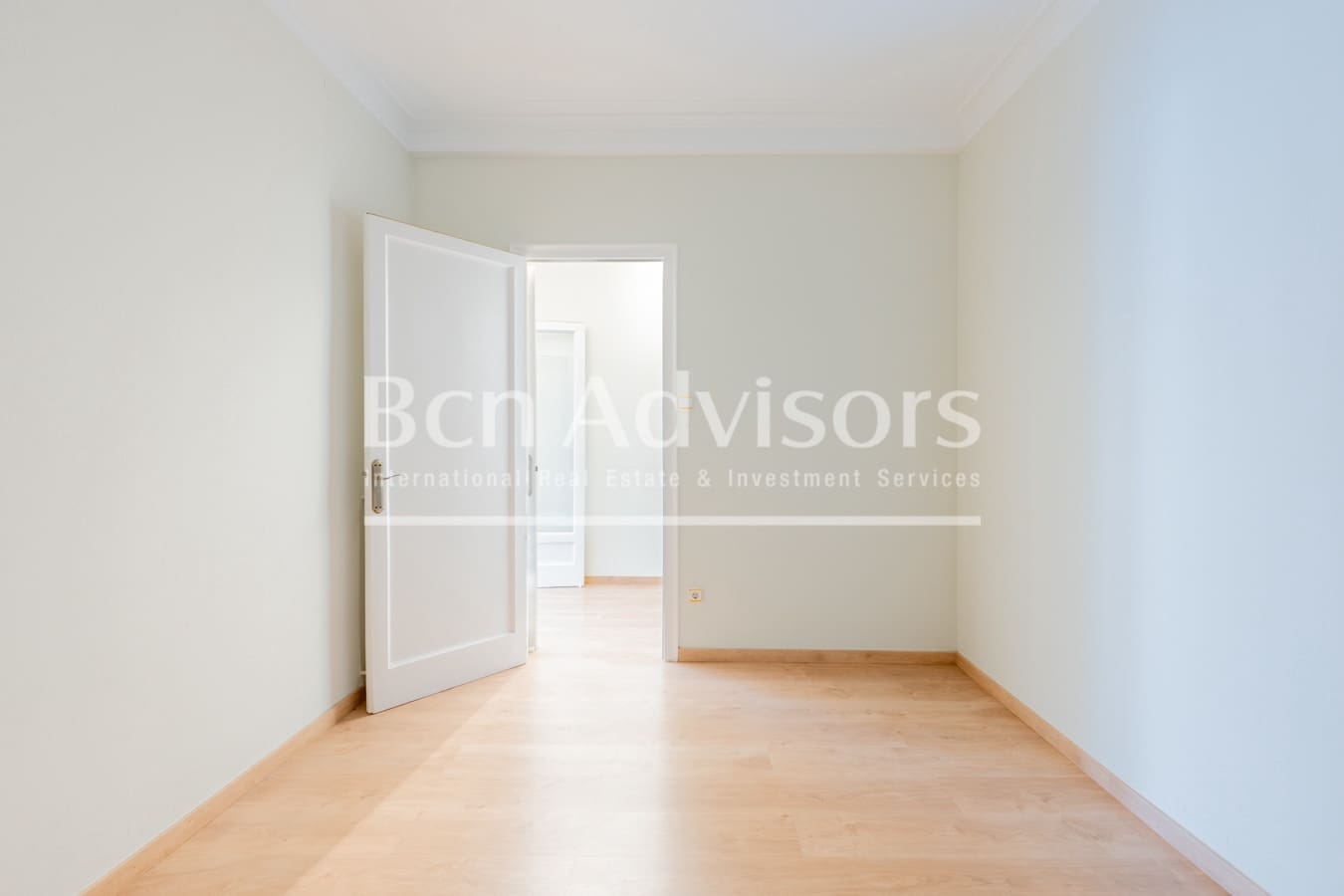 4 bedroom Apartment for sale in Barcelona city - € 770,000 (Ref: 9415689)