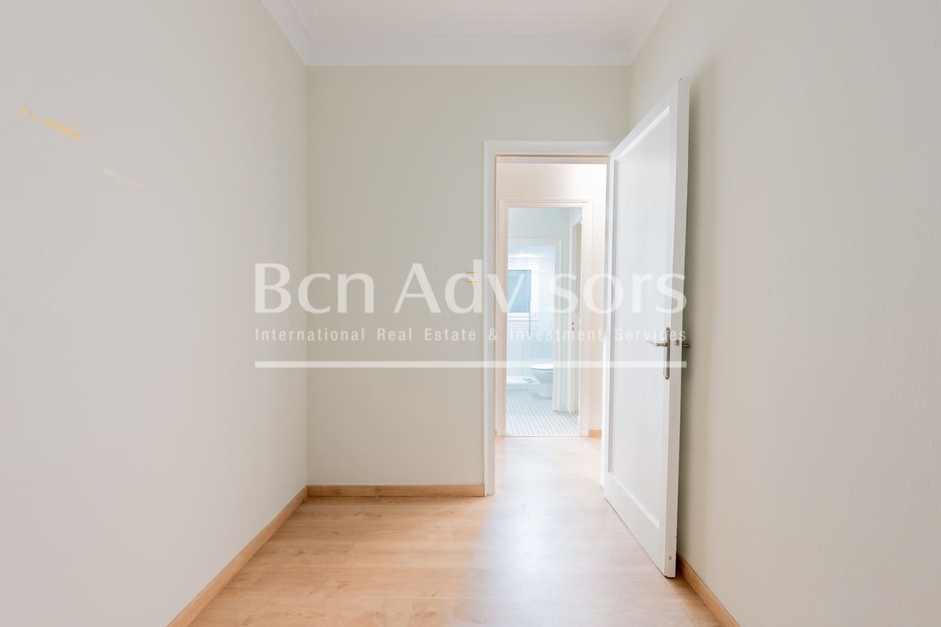 4 bedroom Apartment for sale in Barcelona city - € 770,000 (Ref: 9415689)
