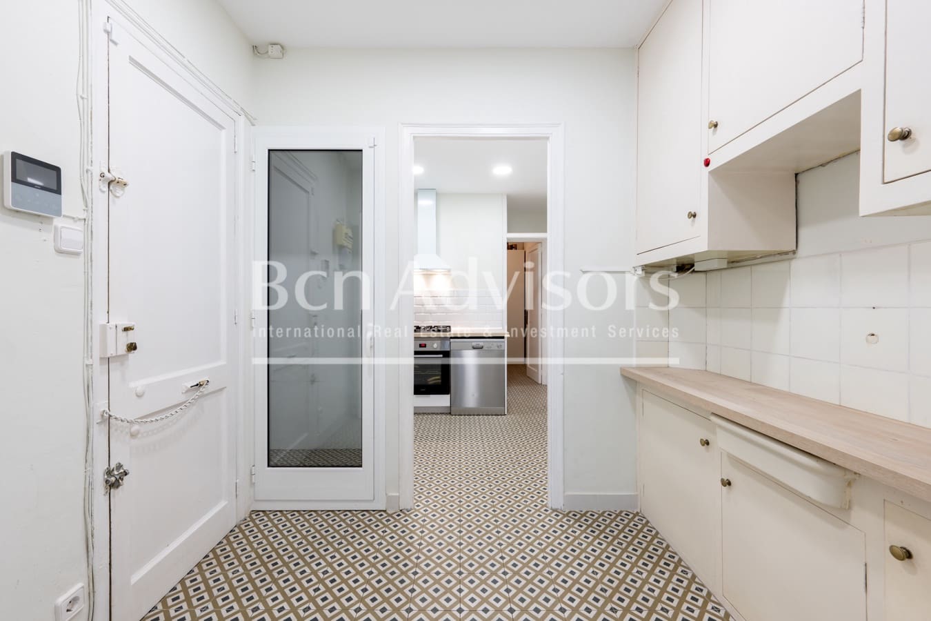 4 bedroom Apartment for sale in Barcelona city - € 770,000 (Ref: 9415689)