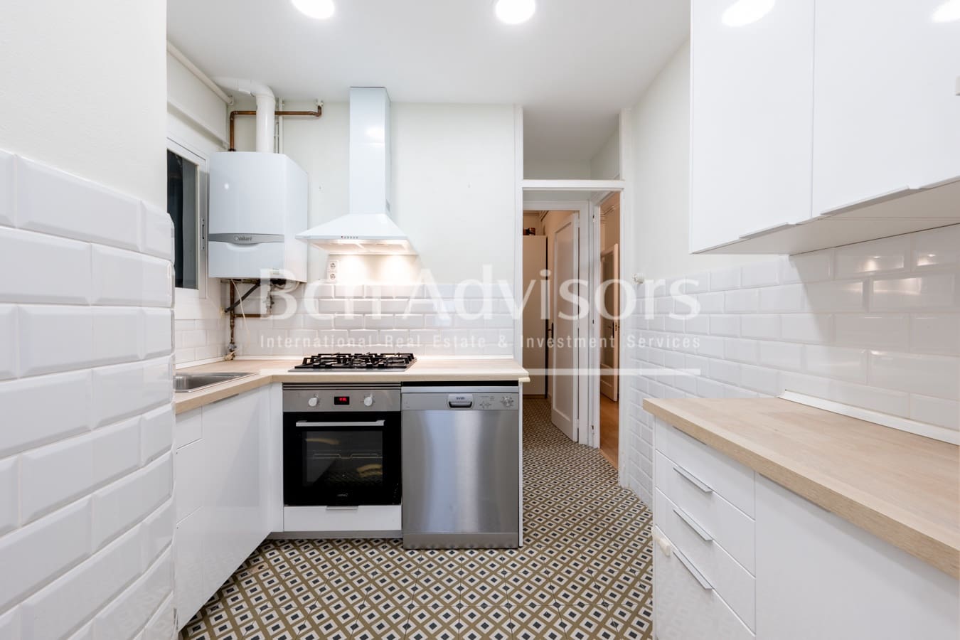 4 bedroom Apartment for sale in Barcelona city - € 770,000 (Ref: 9415689)