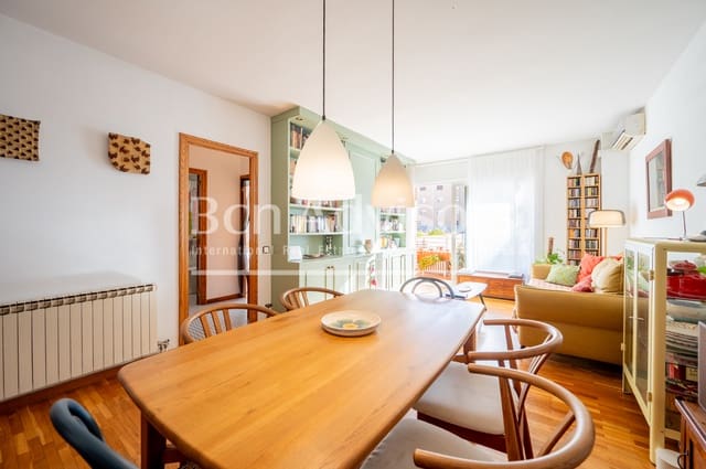 4 soverom Leilighet til salgs i L'Antiga Esquerra de L'Eixample, Barcelona by med garasje - € 985 000 (Ref: 9426990)