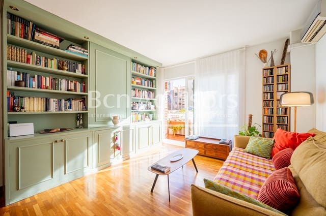 4 soverom Leilighet til salgs i L'Antiga Esquerra de L'Eixample, Barcelona by med garasje - € 985 000 (Ref: 9426990)