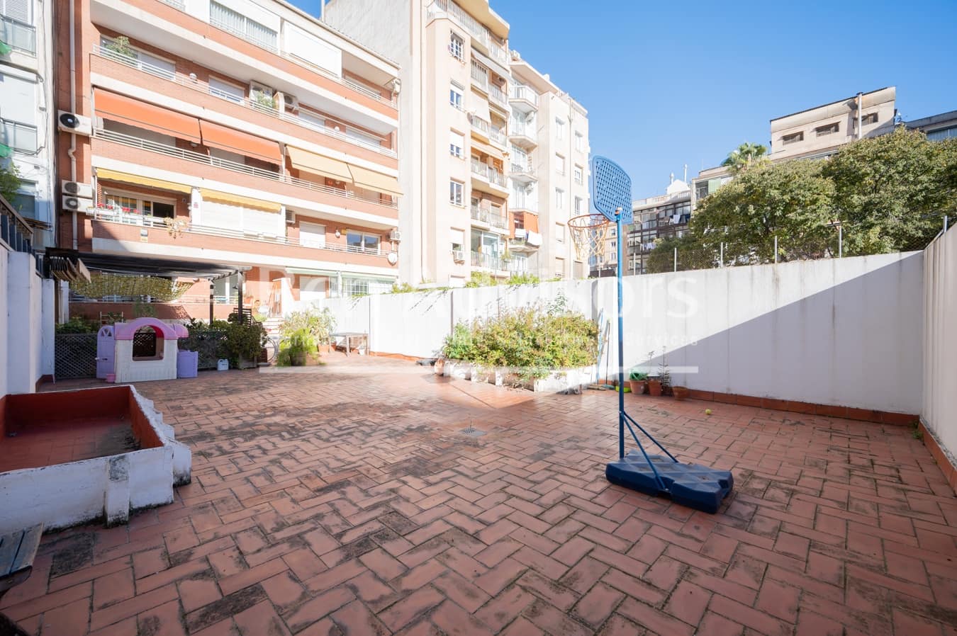 4 makuuhuone Huoneisto myytävänä paikassa Barcelona kaupunki mukana 
autotalli - 985 000 € (Ref: 9426990)