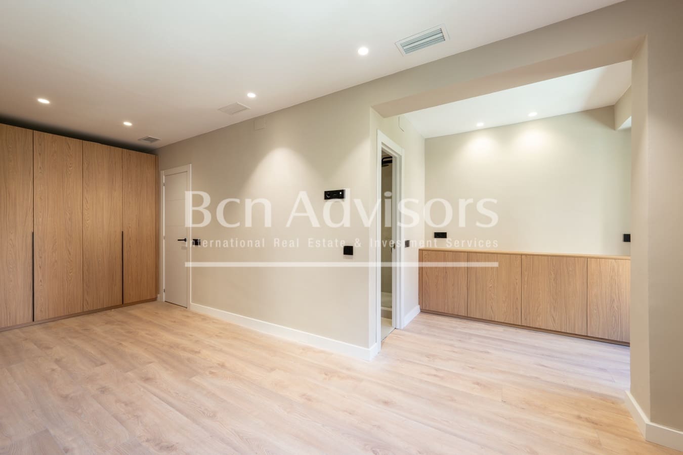 3 bedroom Apartment for sale in Barcelona city - € 875,000 (Ref: 9437004)