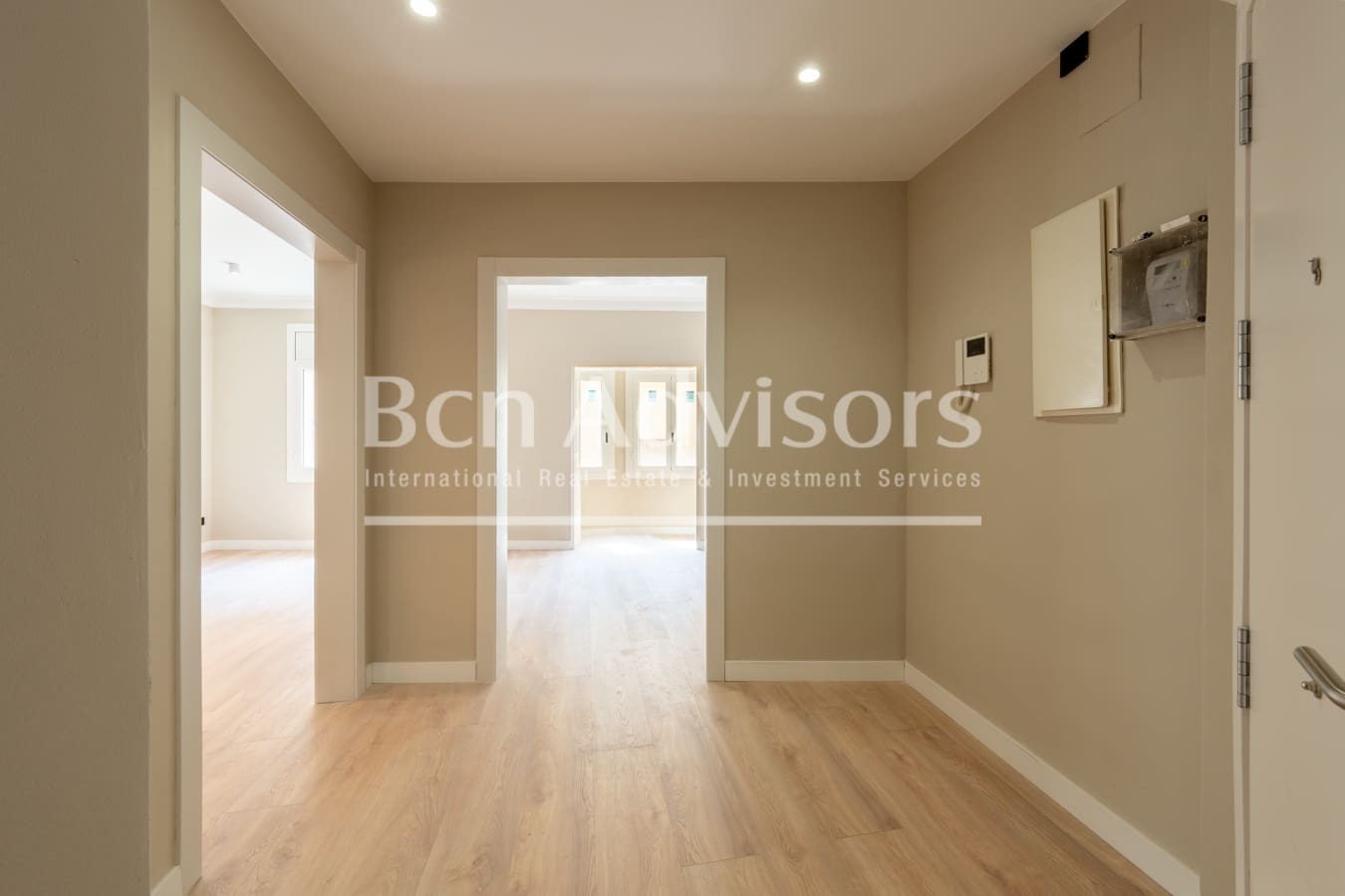3 bedroom Apartment for sale in Barcelona city - € 875,000 (Ref: 9437004)