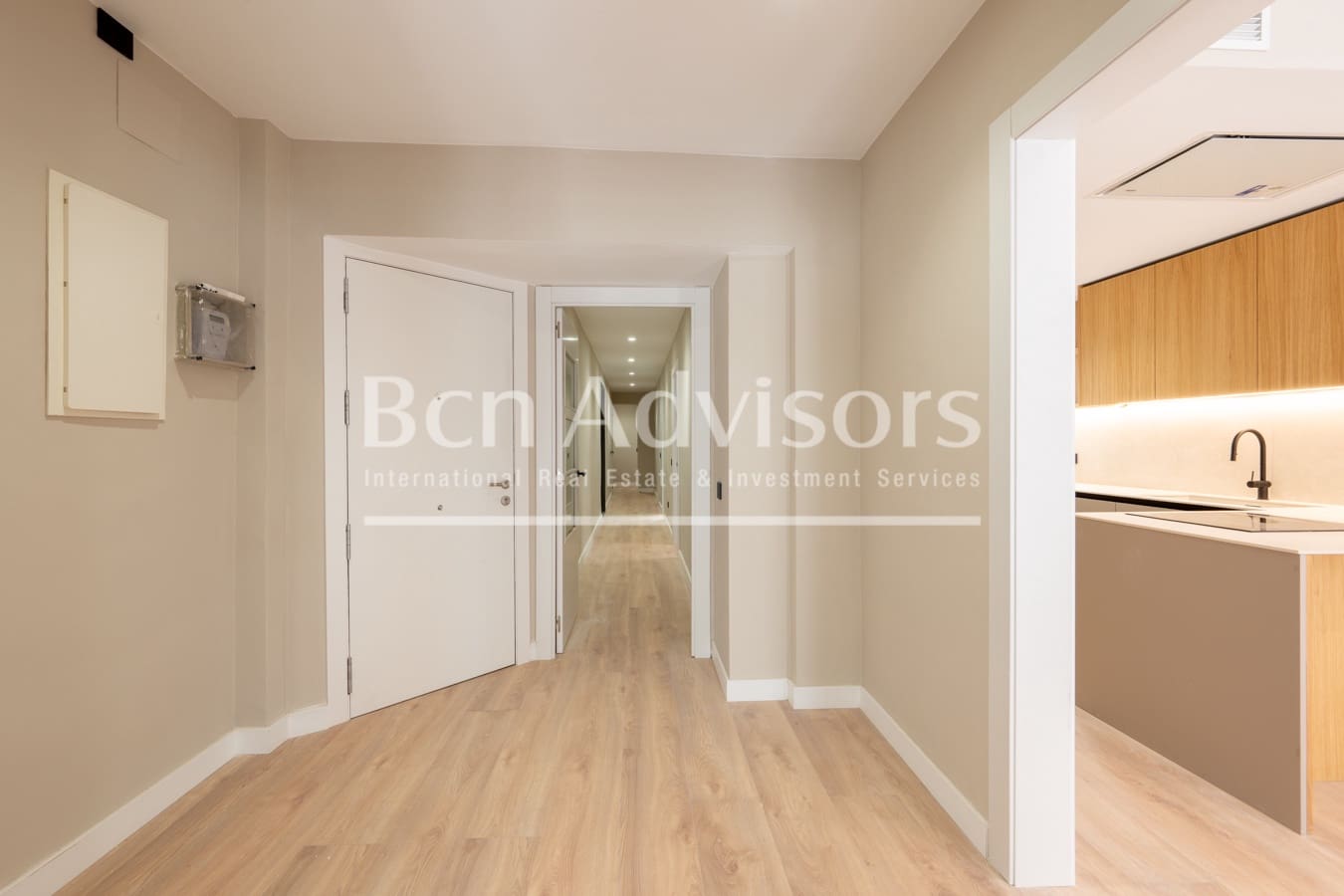3 bedroom Apartment for sale in Barcelona city - € 875,000 (Ref: 9437004)