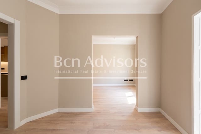 3 soveværelse Lejlighed til salg i Sant Gervasi - La Bonanova, Barcelona by - € 875.000 (Ref: 9437004)