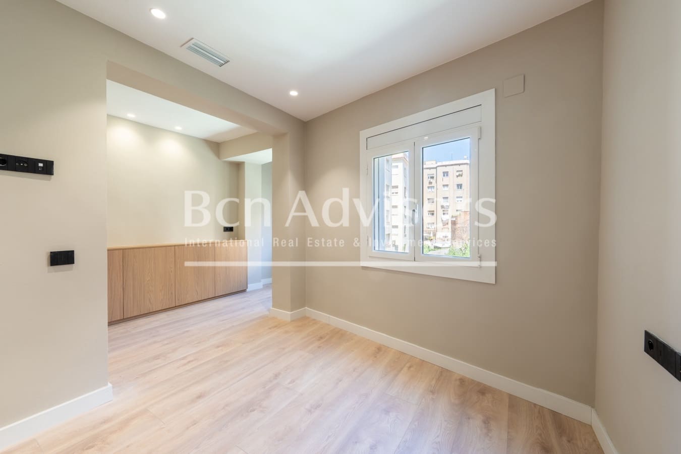 3 bedroom Apartment for sale in Barcelona city - € 875,000 (Ref: 9437004)