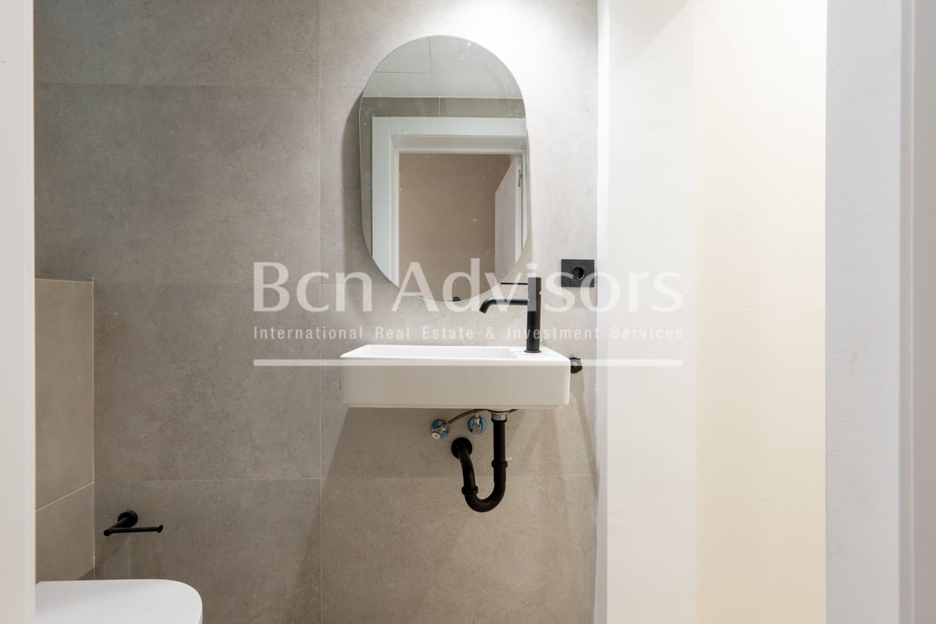 3 bedroom Apartment for sale in Barcelona city - € 875,000 (Ref: 9437004)