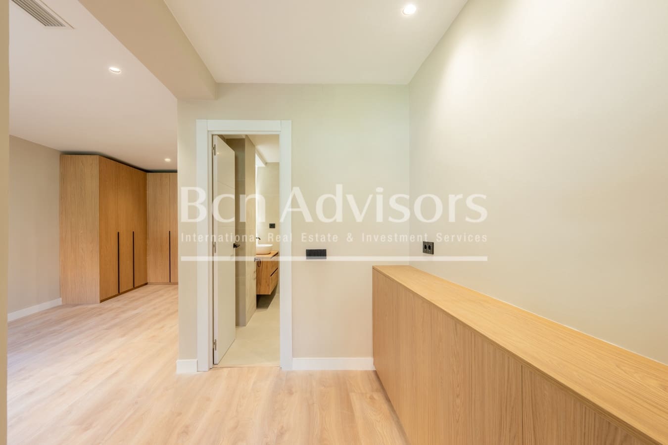 3 soveværelse Lejlighed til salg i Barcelona by - € 799.000 (Ref: 9437005)