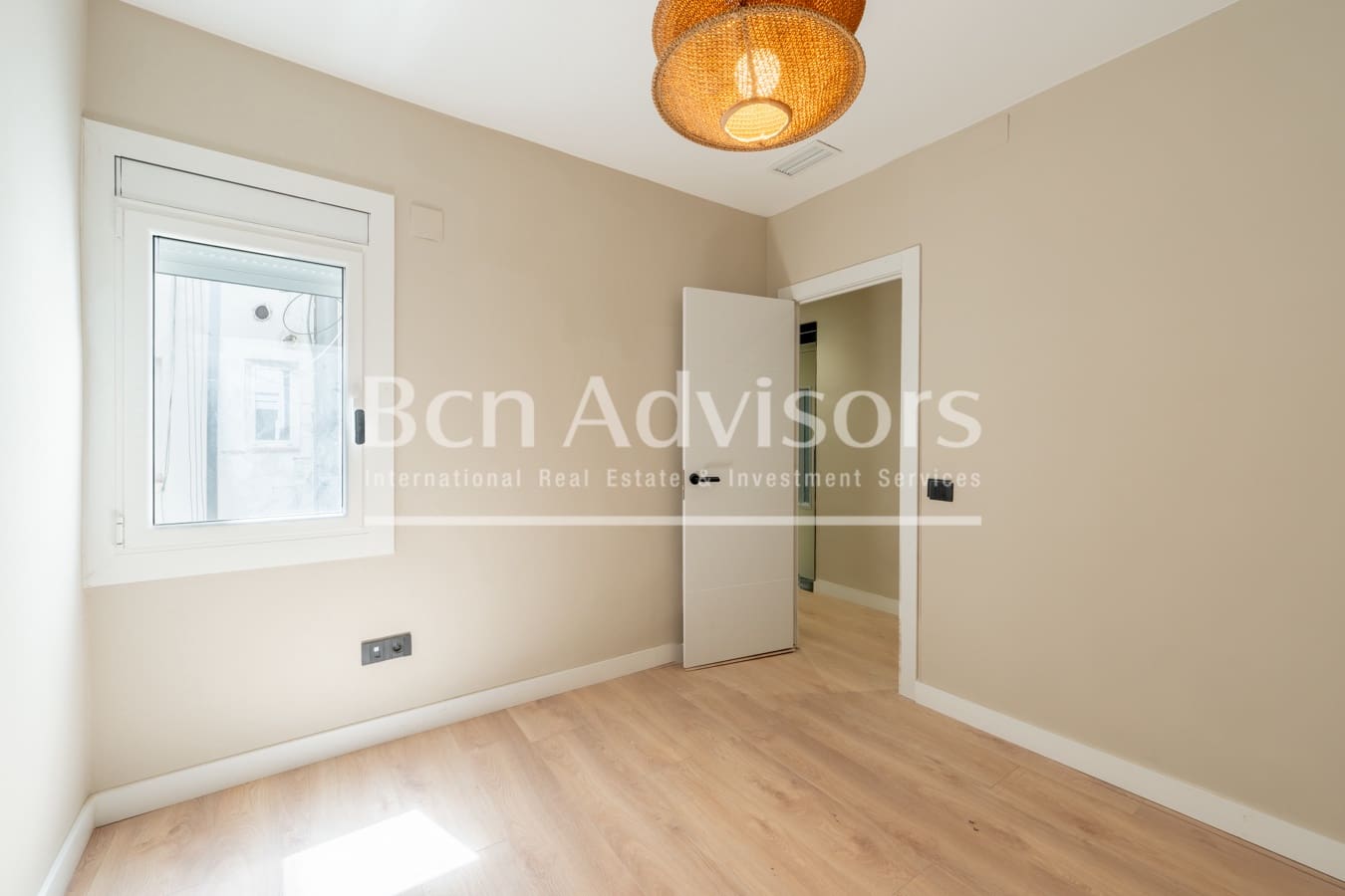 3 soveværelse Lejlighed til salg i Barcelona by - € 799.000 (Ref: 9437005)