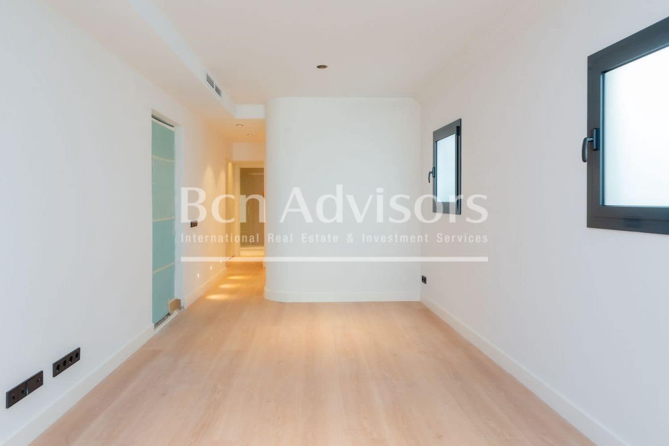 Ático de 3 habitaciones en Barcelona ciudad en venta - 925.000 € (Ref: 9456136)