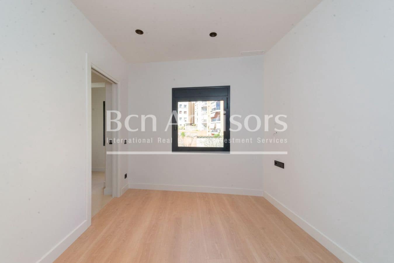 Ático de 3 habitaciones en Barcelona ciudad en venta - 925.000 € (Ref: 9456136)