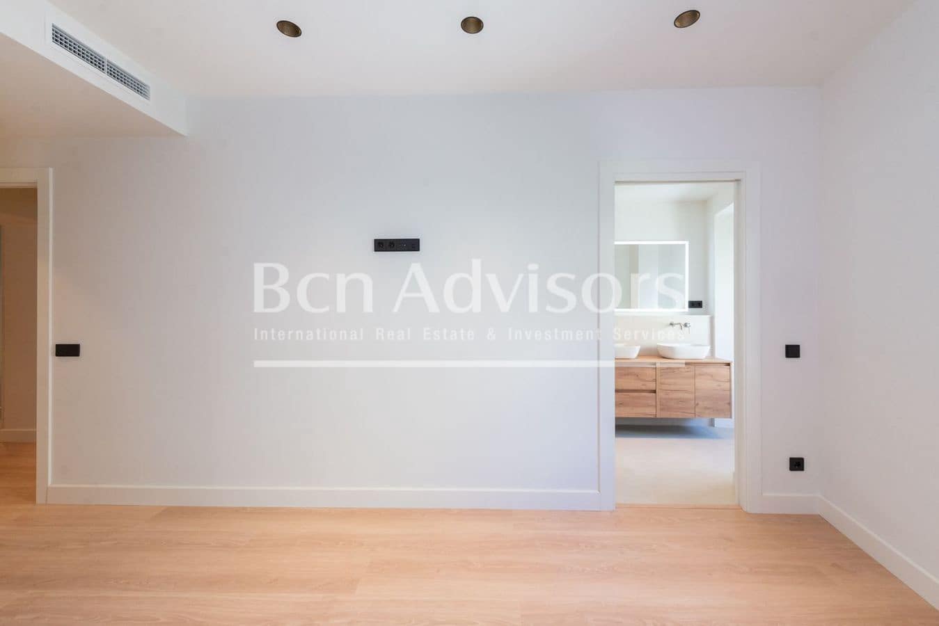 Ático de 3 habitaciones en Barcelona ciudad en venta - 925.000 € (Ref: 9456136)