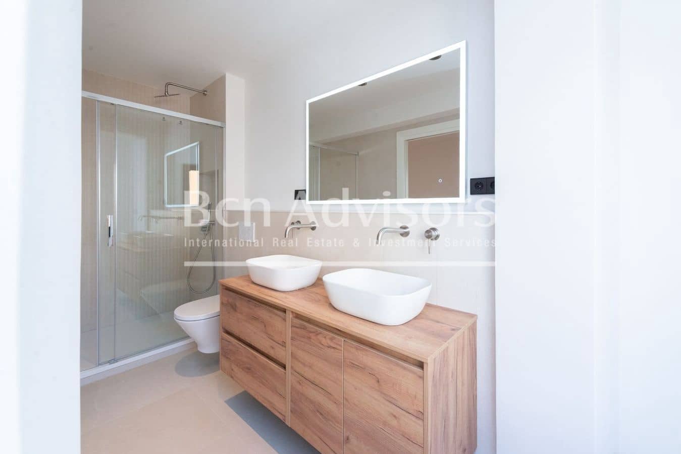 Ático de 3 habitaciones en Barcelona ciudad en venta - 925.000 € (Ref: 9456136)