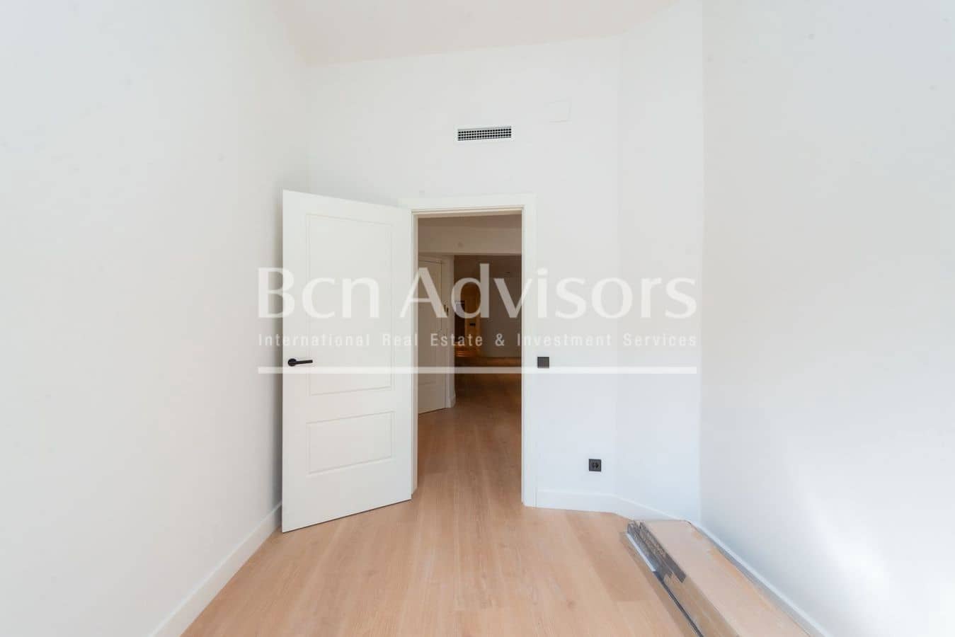 Ático de 3 habitaciones en Barcelona ciudad en venta - 925.000 € (Ref: 9456136)