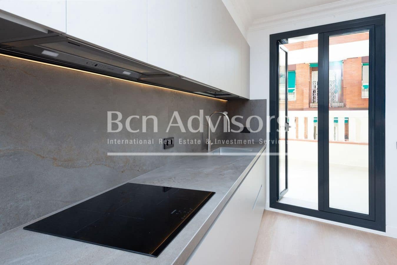 Ático de 3 habitaciones en Barcelona ciudad en venta - 925.000 € (Ref: 9456136)