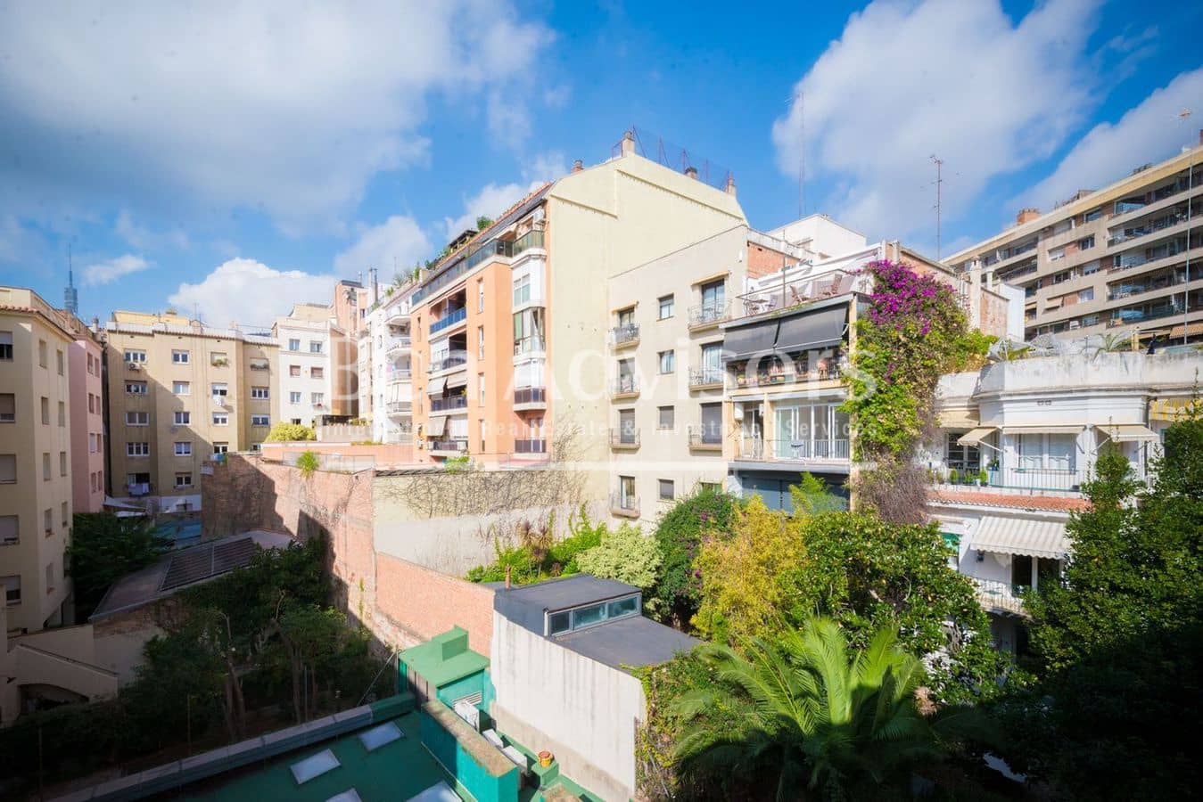 Ático de 3 habitaciones en Barcelona ciudad en venta - 925.000 € (Ref: 9456136)