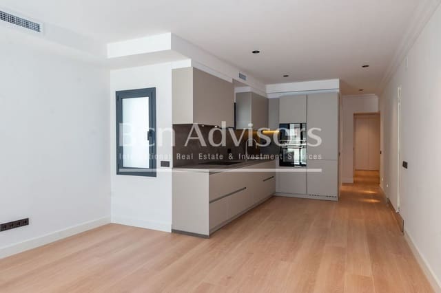 Ático de 3 habitaciones en Sant Gervasi - La Bonanova, Barcelona ciudad en venta - 875.000 € (Ref: 9456137)