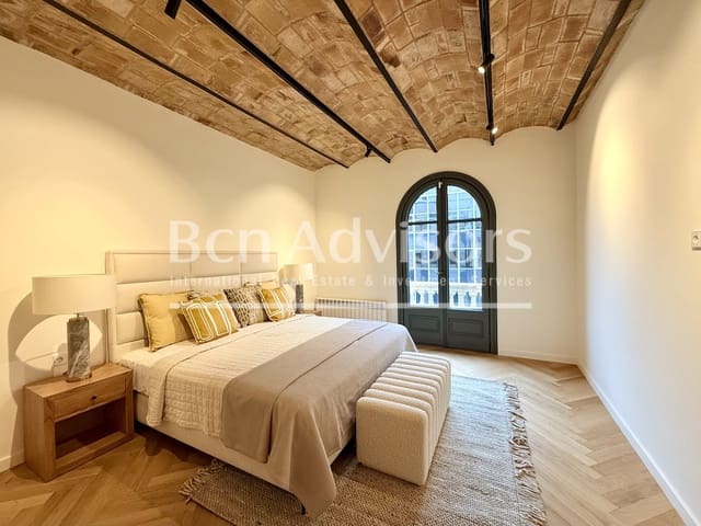 Apartamento de 5 habitaciones en La Dreta de L'Eixample, Barcelona ciudad en venta - 2.195.000 € (Ref: 9472785)