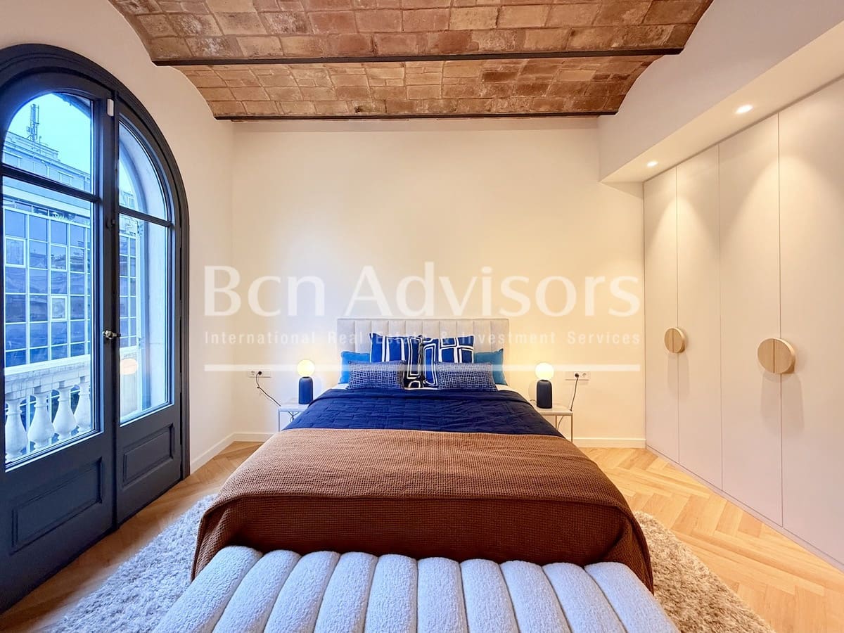 Apartamento de 5 habitaciones en Barcelona ciudad en venta - 2.195.000 € (Ref: 9472785)