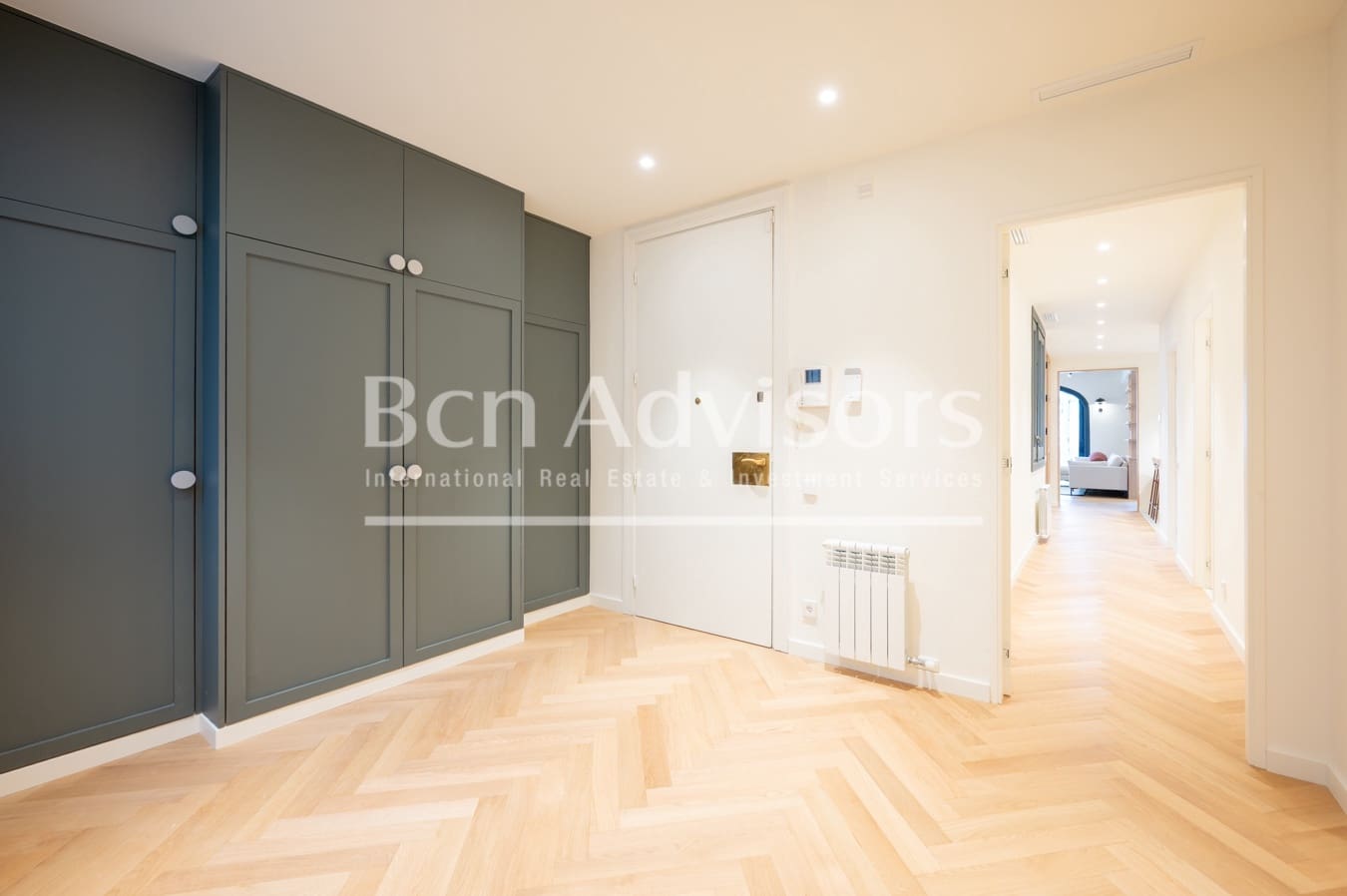 5 bedroom Apartment for sale in Barcelona city - € 2,195,000 (Ref: 9472785)