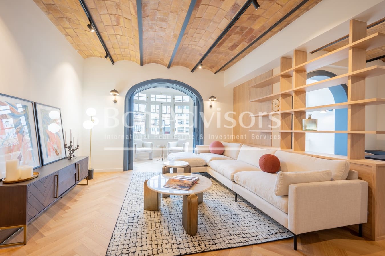 5 bedroom Apartment for sale in Barcelona city - € 2,195,000 (Ref: 9472785)