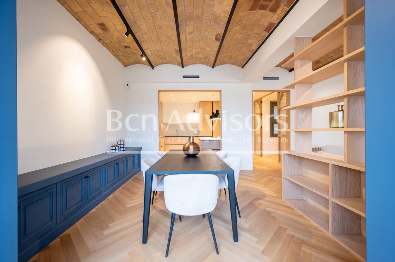 5 bedroom Apartment for sale in Barcelona city - € 2,195,000 (Ref: 9472785)