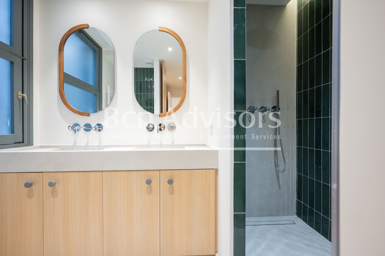 5 bedroom Apartment for sale in Barcelona city - € 2,195,000 (Ref: 9472785)