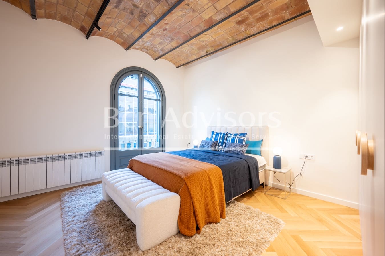 5 bedroom Apartment for sale in Barcelona city - € 2,195,000 (Ref: 9472785)