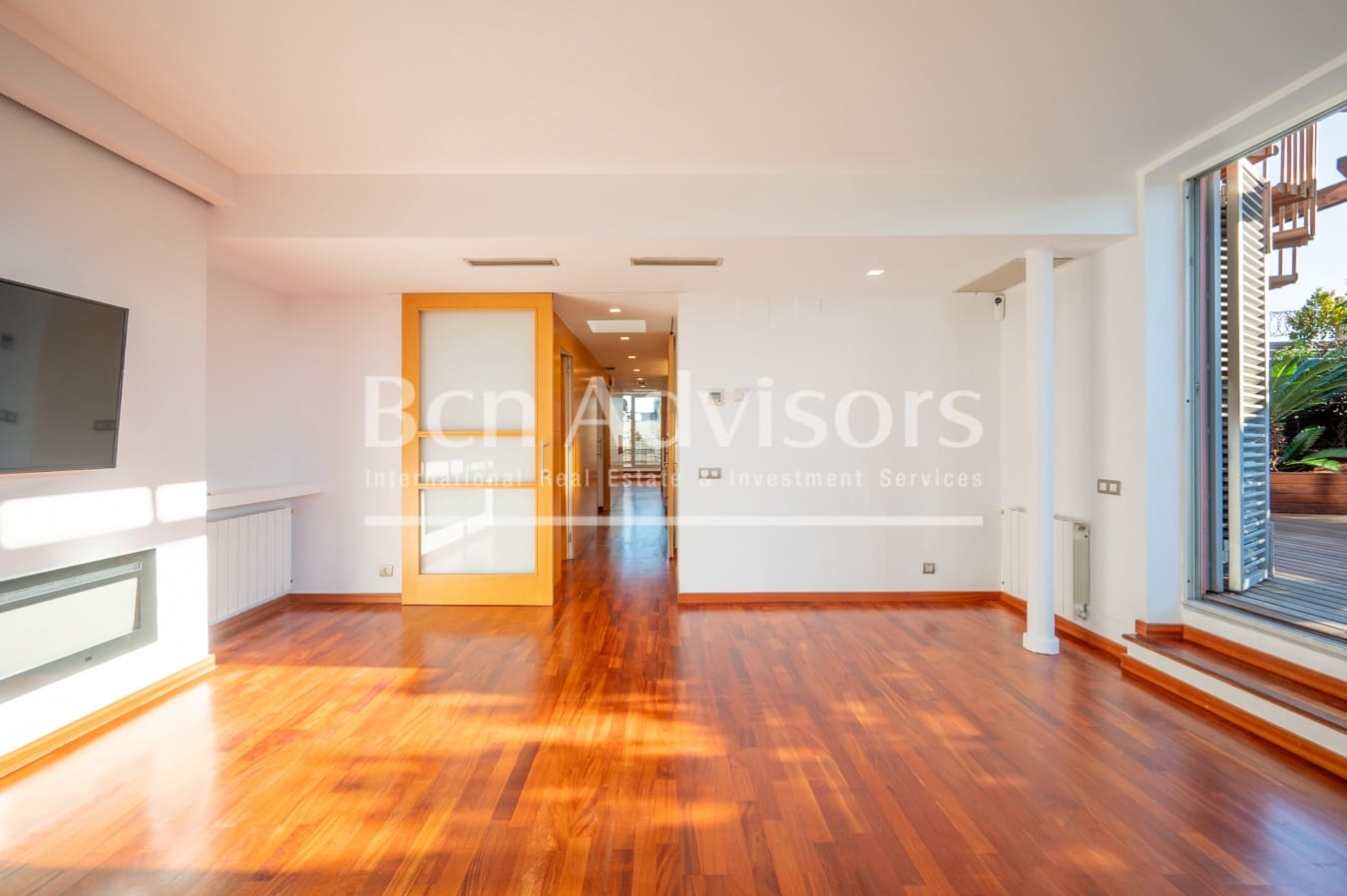 2 bedroom Penthouse for sale in Barcelona city - € 845,000 (Ref: 9540940)