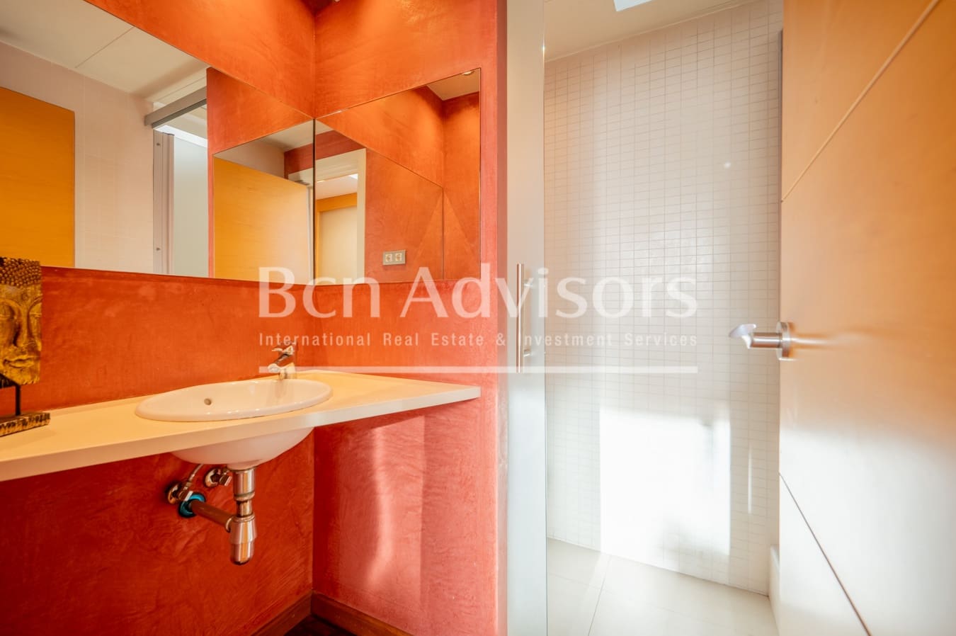 2 bedroom Penthouse for sale in Barcelona city - € 845,000 (Ref: 9540940)