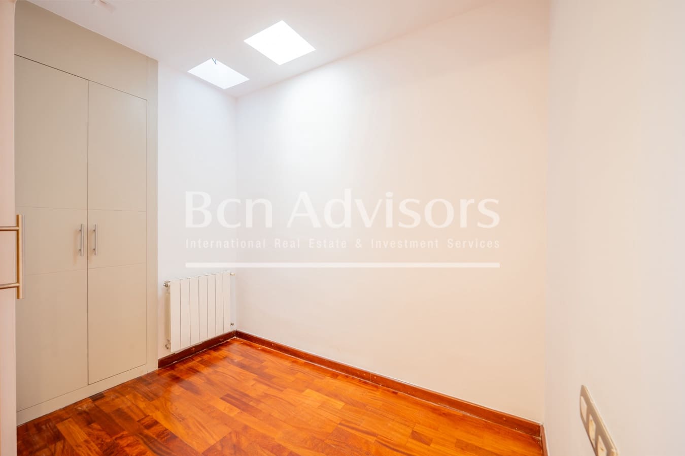 2 bedroom Penthouse for sale in Barcelona city - € 845,000 (Ref: 9540940)