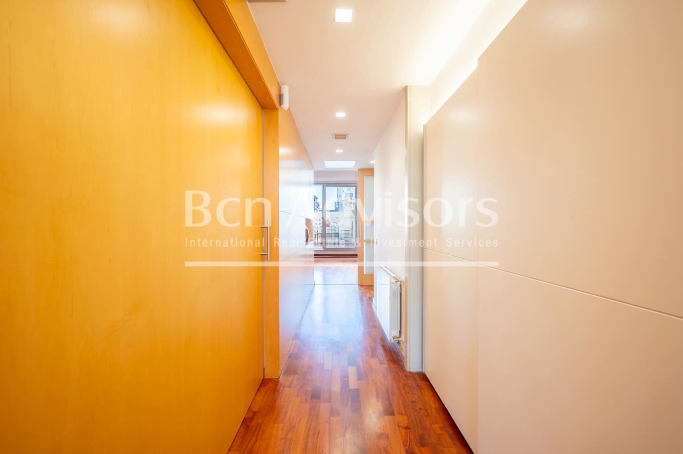 2 bedroom Penthouse for sale in Barcelona city - € 845,000 (Ref: 9540940)
