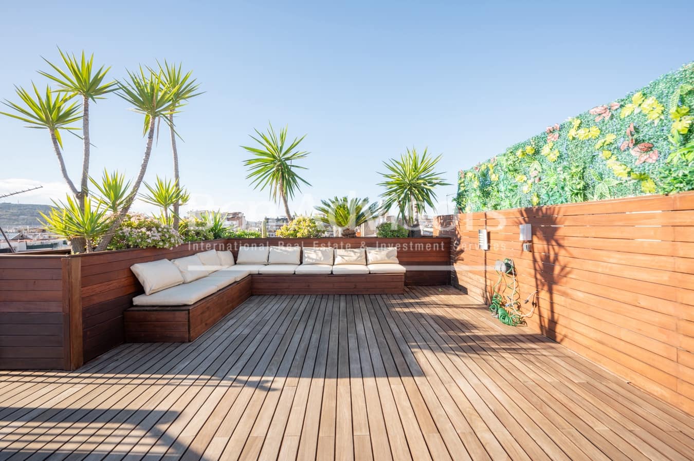 2 bedroom Penthouse for sale in Barcelona city - € 845,000 (Ref: 9540940)