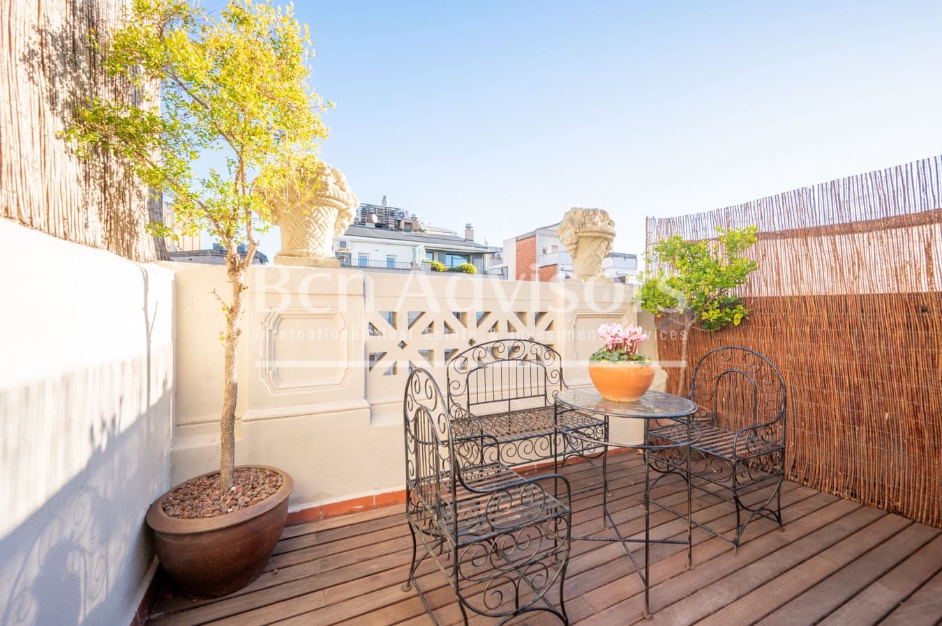 2 bedroom Penthouse for sale in Barcelona city - € 845,000 (Ref: 9540940)
