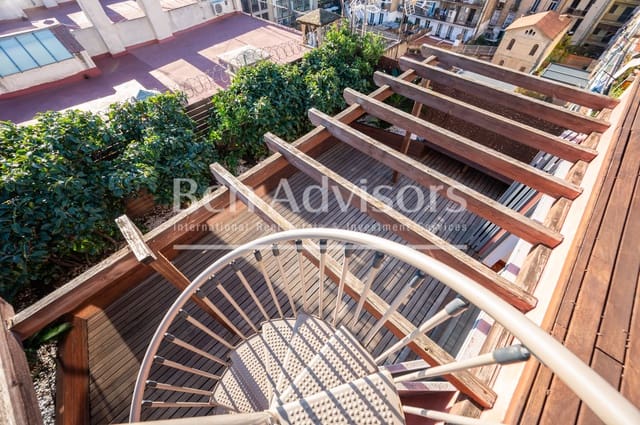 2 sovrum Takvåning till salu i L'Antiga Esquerra de L'Eixample, Barcelona stad - 840 000 € (Ref: 9540940)