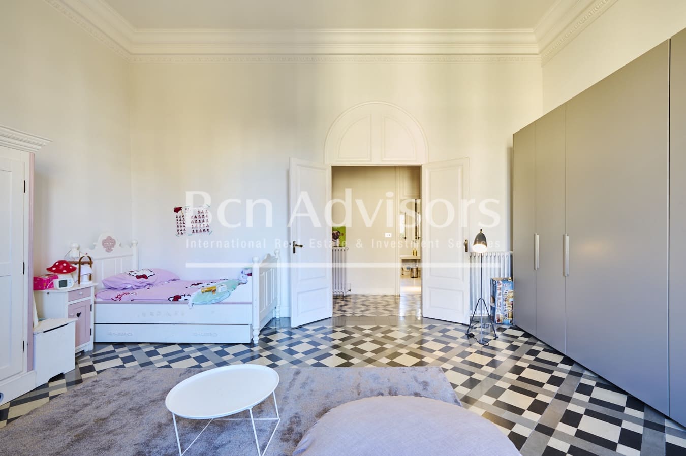 7 soveværelse Lejlighed til salg i Barcelona by - € 3.050.000 (Ref: 9547807)