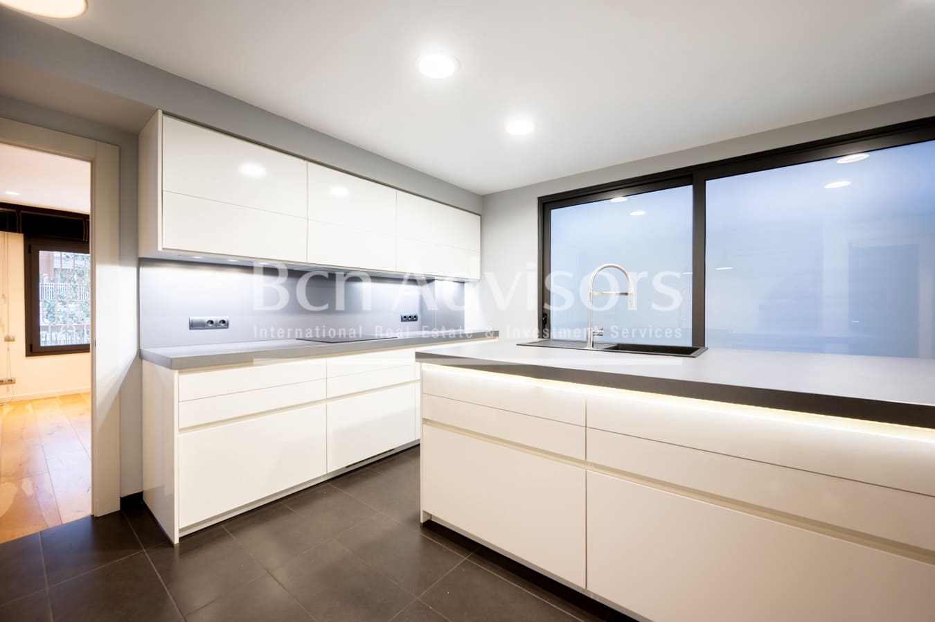 5 soveværelse Lejlighed til salg i Barcelona by - € 1.550.000 (Ref: 9561564)