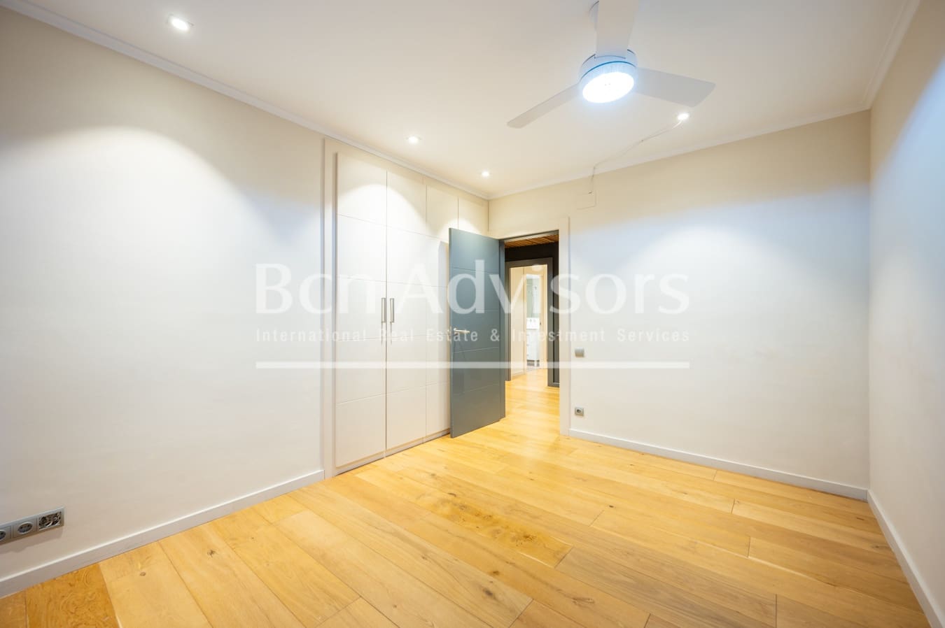 5 soveværelse Lejlighed til salg i Barcelona by - € 1.550.000 (Ref: 9561564)