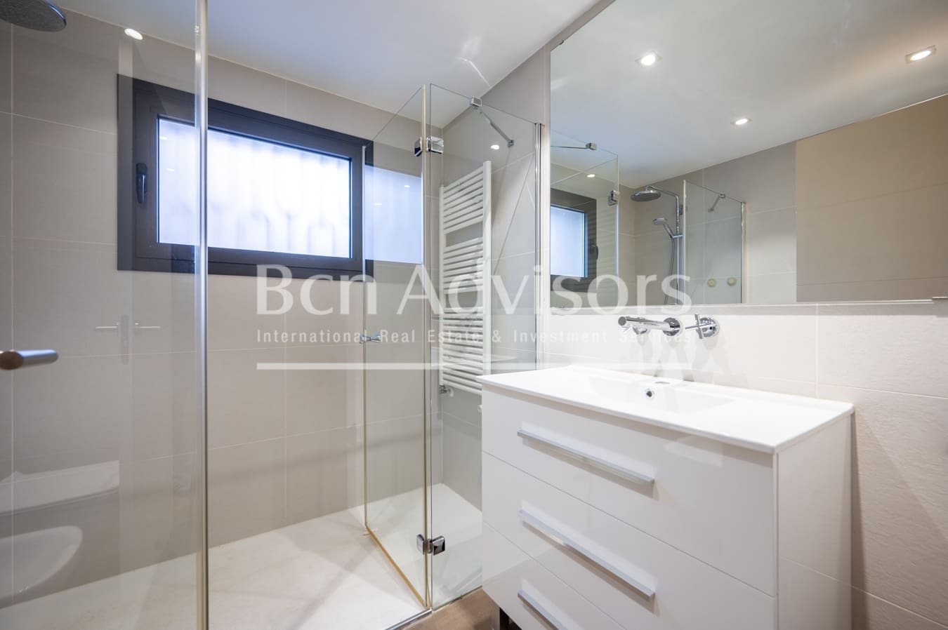 5 soveværelse Lejlighed til salg i Barcelona by - € 1.550.000 (Ref: 9561564)