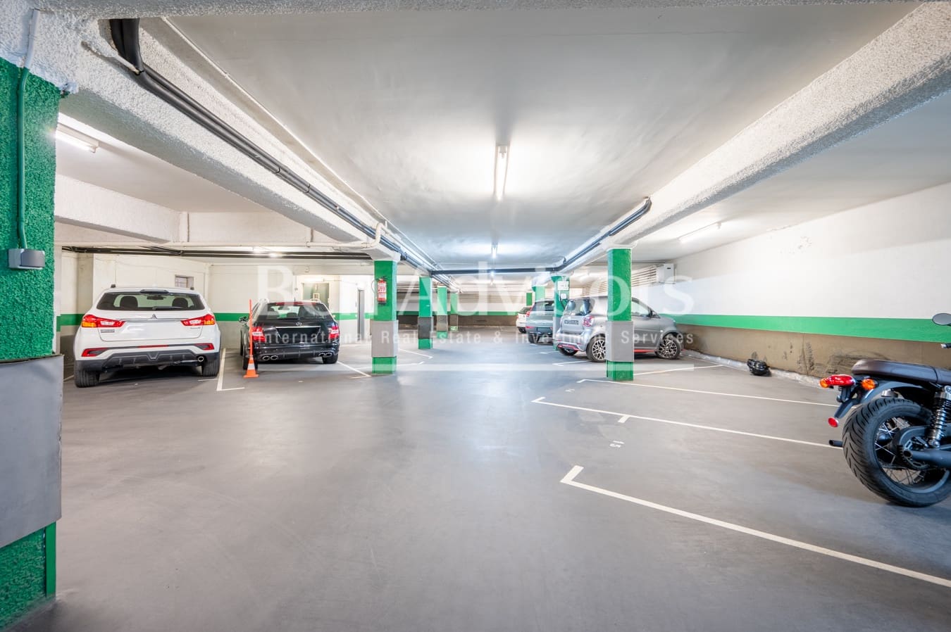 5 soveværelse Lejlighed til salg i Barcelona by - € 1.550.000 (Ref: 9561564)