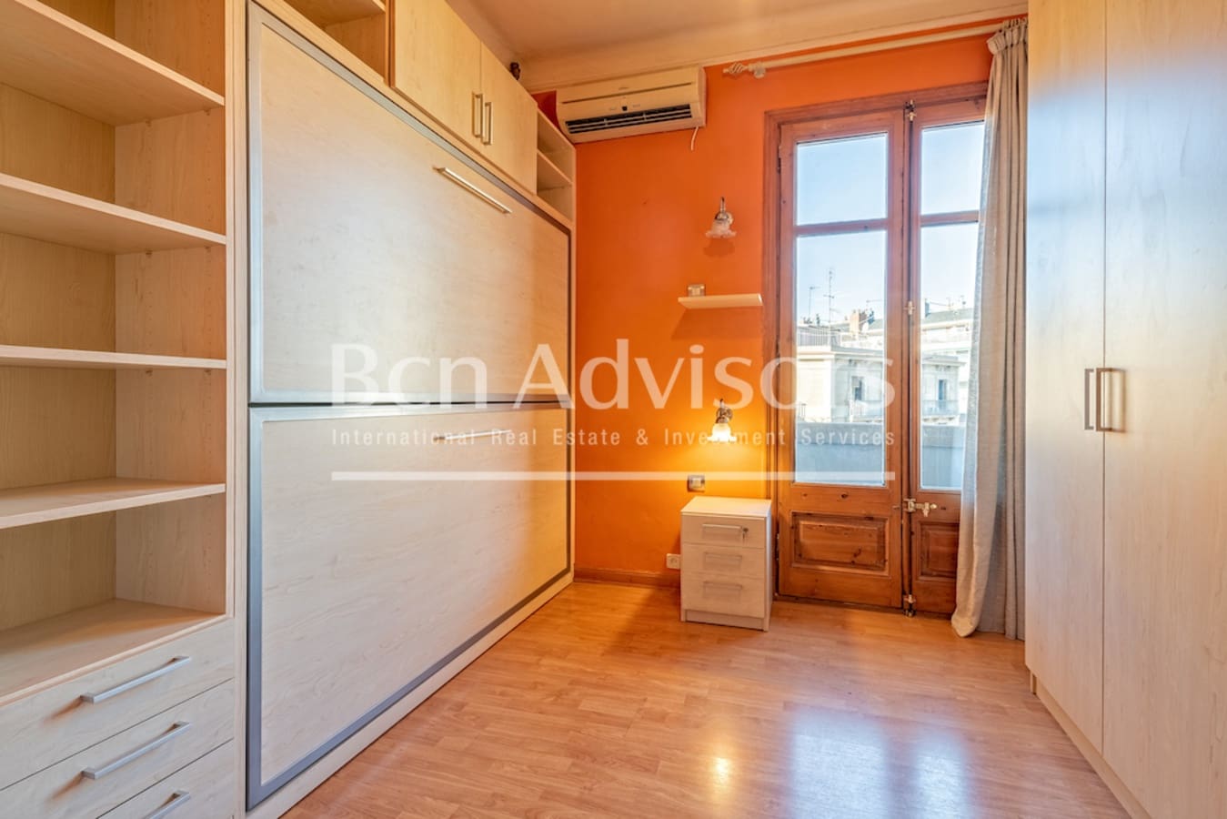 6 bedroom Apartment for sale in Barcelona city - € 850,000 (Ref: 9564938)