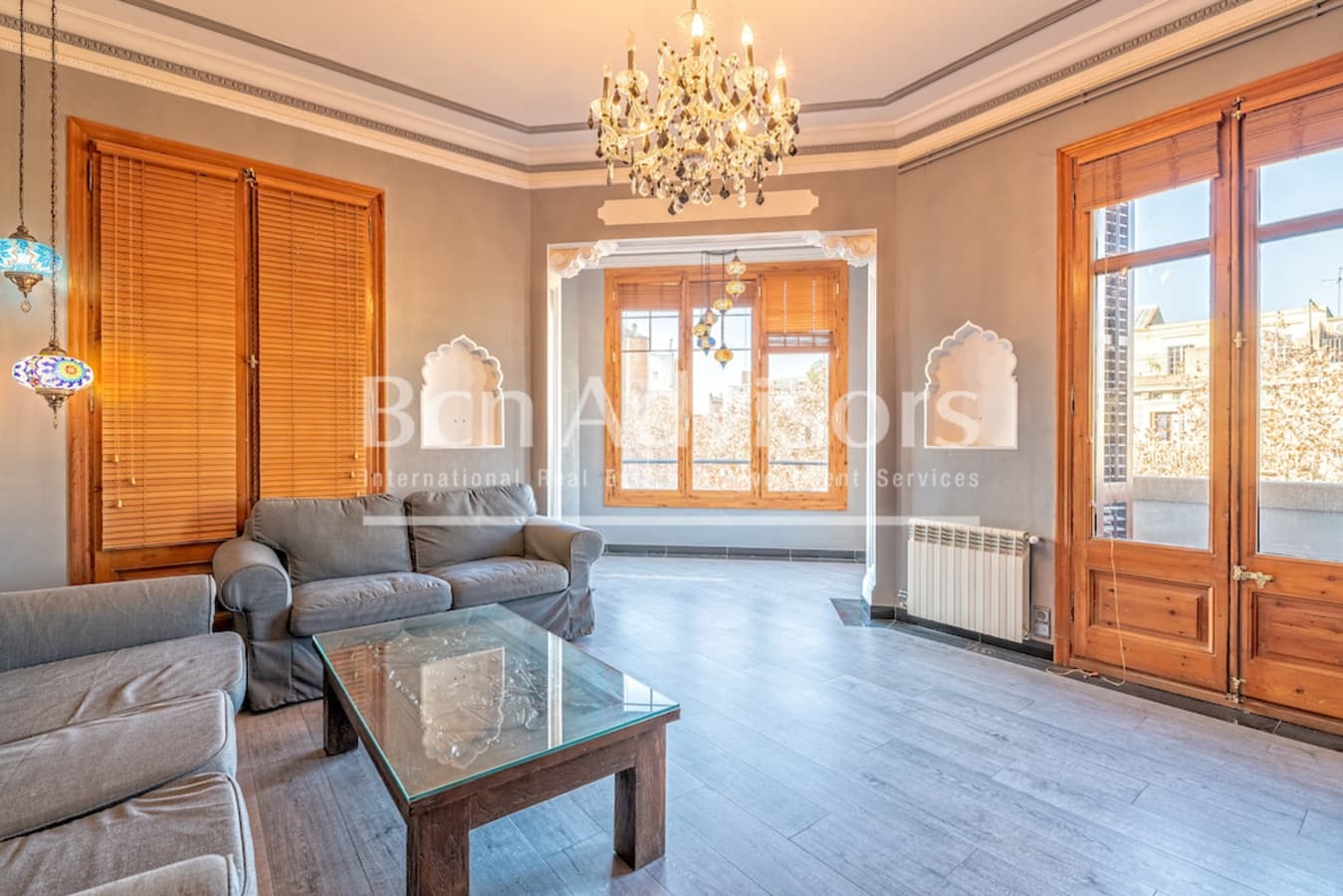 6 bedroom Apartment for sale in Barcelona city - € 850,000 (Ref: 9564938)